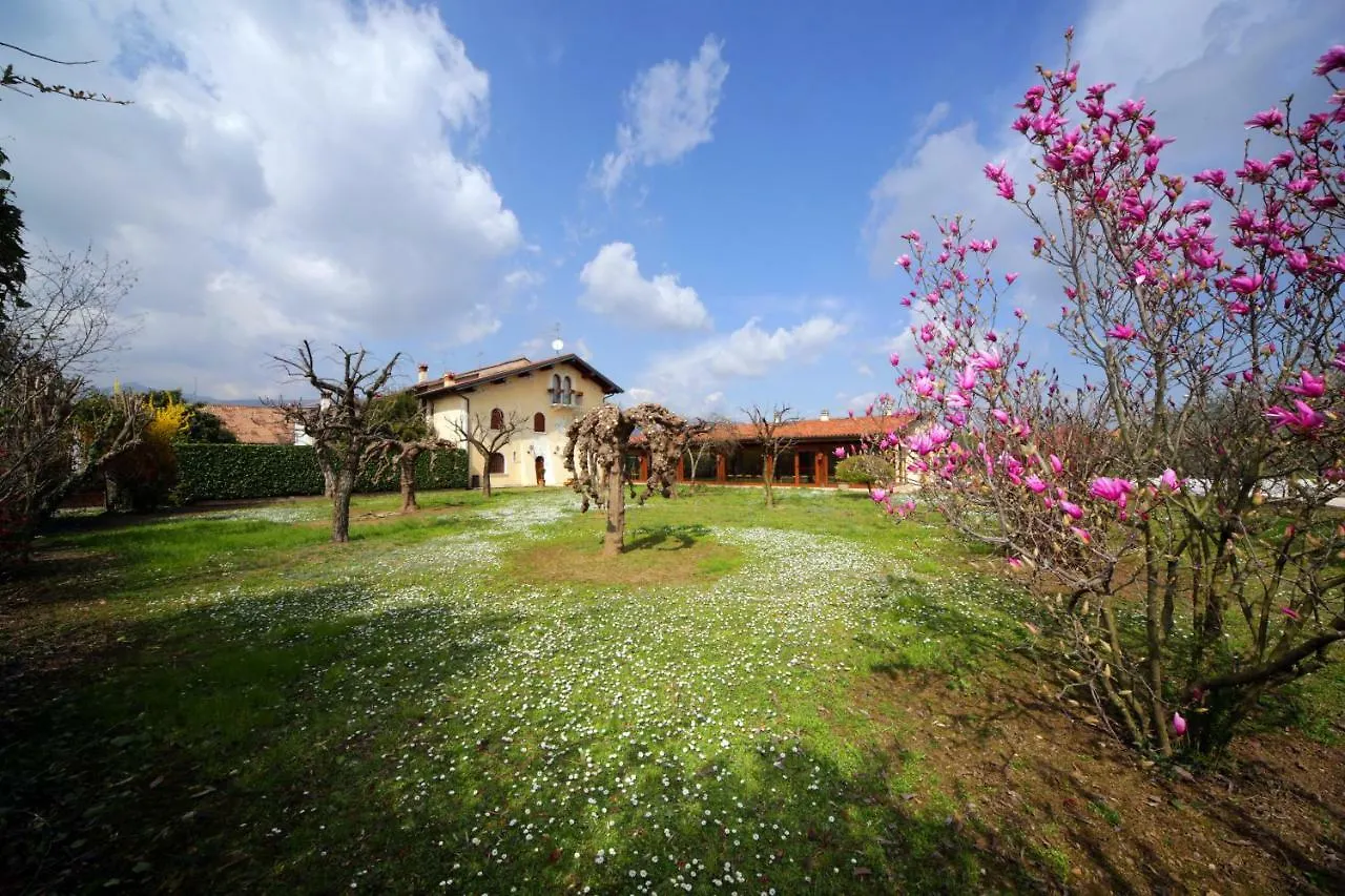 B&B Il Paradiso Prevalle 0*,  Italy