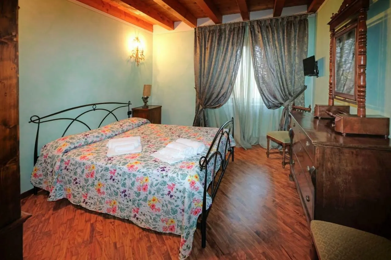 B&B Il Paradiso Prevalle 0*,  Italy
