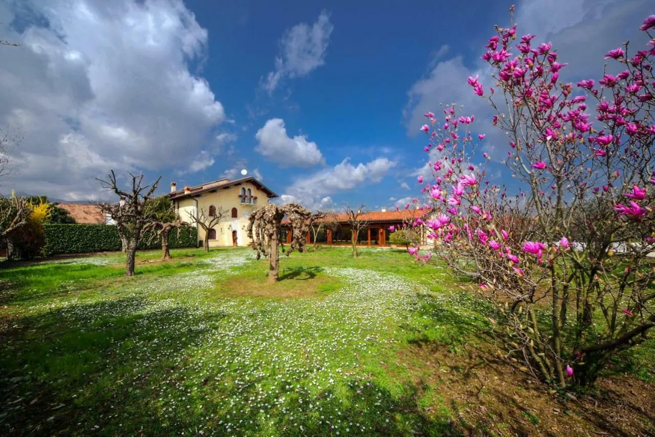 B&B Il Paradiso Prevalle Bed & Breakfast
